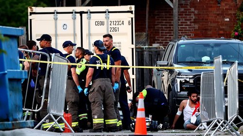 Tiroteo cerca de un festival callejero en Toronto deja 2 muertos