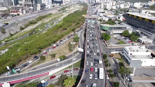 trafico_avenidas_monterrey_c7e22d7dff