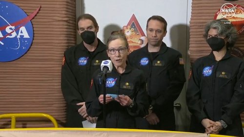 Tripulación de la NASA termina simulación de un año en Marte
