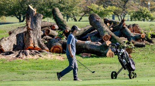 Trump anuncia cierre de campo de golf pese a freno judicial