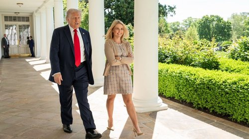 Trump anuncia salida de Karoline Leavitt de la Casa Blanca