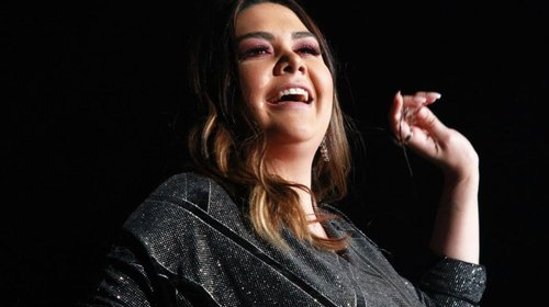 yuridia_monumental_0ef1a37496