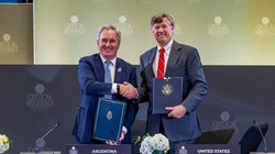 1bc491451ec3e1114d147d57b936e2765f2de1f8_0255ce20fe