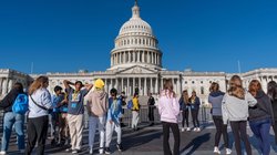 AP_25288671634401_7b12ae751c