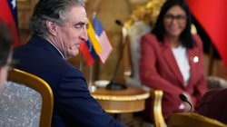 AP_26063713088233_1cf147f8b4