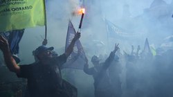 AP_26120846839170_48a96d4427