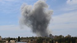Irán ataca base aérea de EUA tras ofensiva militar