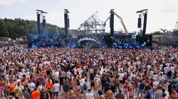 Abre_Tomorrowland_tras_incendio_que_destruyo_escenario_principal_9f36adf129