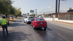 Continua_cierre_vial_en_Revolucion_por_derrame_de_diesel_0ed11a4299