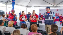 Extienden_un_dia_la_entrega_de_utiles_en_Monterrey_d5a0df0824