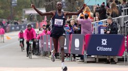 G_ez9_UQWIA_Aub_B8_41209321d1