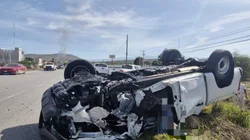 Guardia_Estatal_atiende_volcadura_en_la_Carretera_Federal_101_e95a524dd4