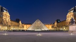 Louvre_Museum_Wikimedia_Commons_bb3ba0d53c