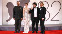 Para_Yorgos_su_nueva_pelicula_Bugonia_no_es_distopia_es_real_94e887094c