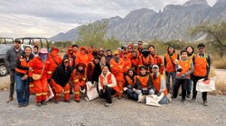 Prepa_Tec_retira_basura_rio_Santa_Catarina_28136de375