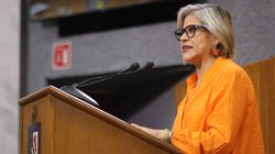 Sandra_Pamanes_5c98556318