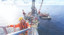 Petróleo cierra mayo a la baja ante posible acuerdo EUA-Irán