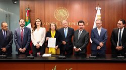 arriba_plan_b_al_senado_republica_ce389dfeaf