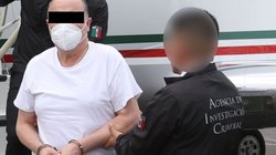 cesar_duarte_jaquez_exgobernador_chihuahua_llega_hangar_fgr_aicm_extraditado_estados_unidos_mexico_02062022_98f5e086bc