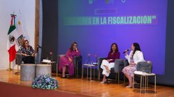 contraloria_impulsa_liderazgo_mujeres_2932cf9e0a