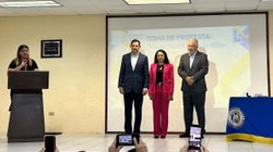 directora_toma_protesta1_014dcc6556