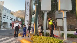 estudiantes_caminan_escuela1_9bf9443a01