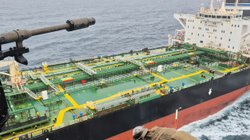 Francia captura petrolero ruso sancionado en océano Atlántico
