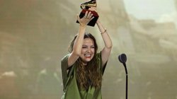 natalia_lafourcade_bebe_9c9121ce76