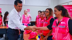 nl_ayd_cascos_rosas1_a41b504d82