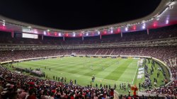 pasto_estadio_akron_426f26f635