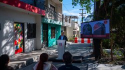 photo_4911236399822998486_y_2_e9e1db7e47