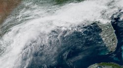 primera_tormenta_tropical_arthur_577e5b8854