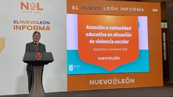 rinas_de_estudiantes_suceden_afuera_429b2b479a