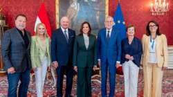 schwarzenegger_kamala_harris_unen_fuerzas_cambio_climatico_84b6b25eee