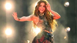 shakira_convierte_primera_mujer_latina_cuarta_cantante_solitario_hacer_sold_out_sofi_stadium_angeles_104_dae4715b85