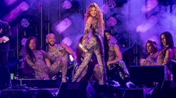 shakira_discos_aniversarios_919837fe84