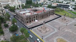 vallas_palacio_macroplaza_21689b8cce